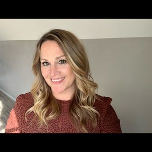 Meet your Posher, Carrie